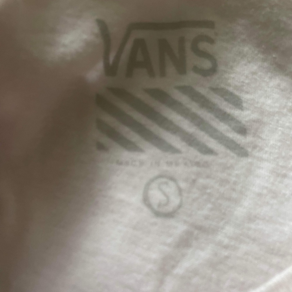 Vans - Picture 2 of 3